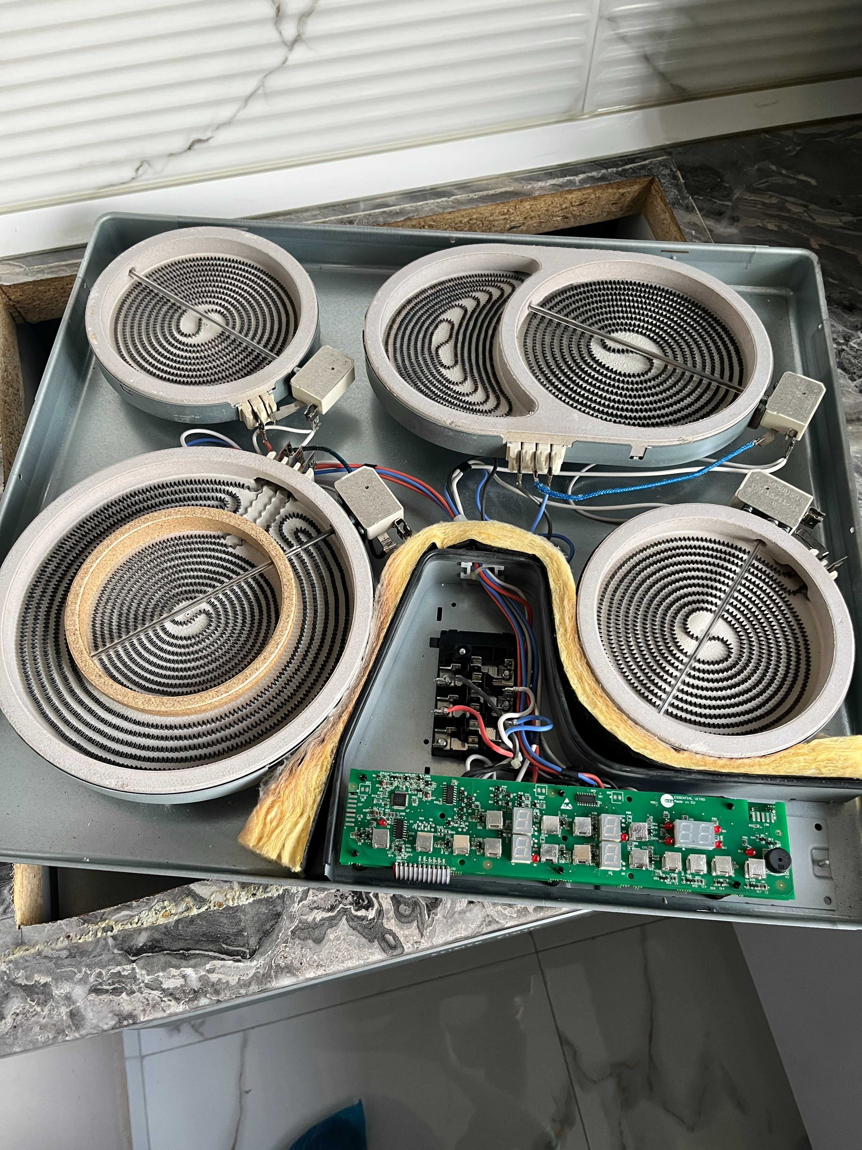 Плот за вграждане Gorenje Бял