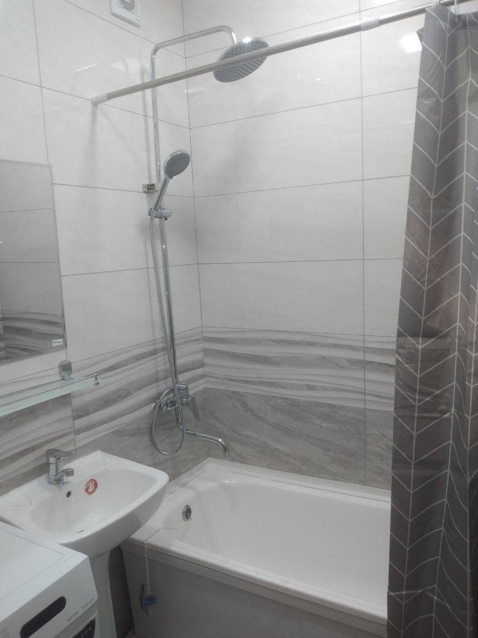 Продается 1/3/4 35м² ул.Амира Тимура НБУ Банк евроремонт Укомплектован