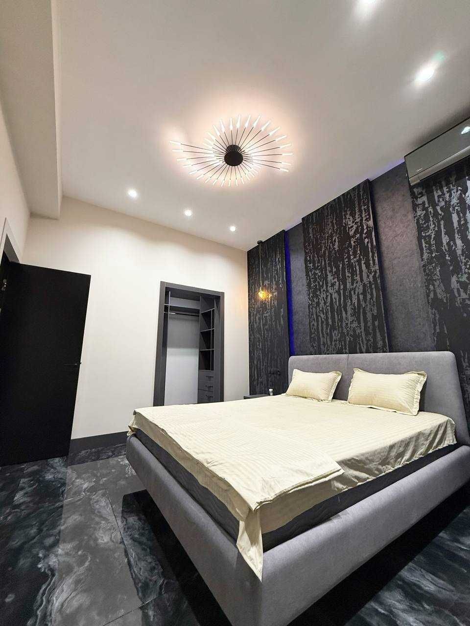 ЖК Atmosfera | Фергана Йули | 2-комн., авторский ремонт — $95 000