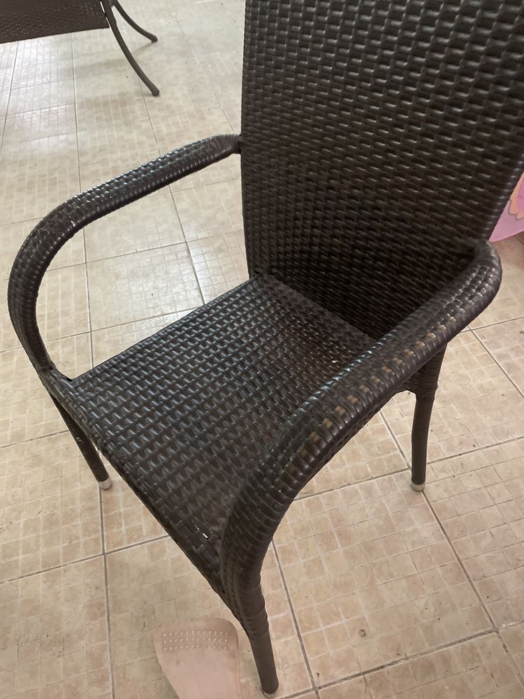 Продам столы со стульями