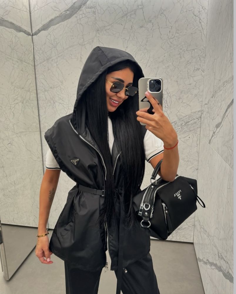 Продам новую двойку PRADA