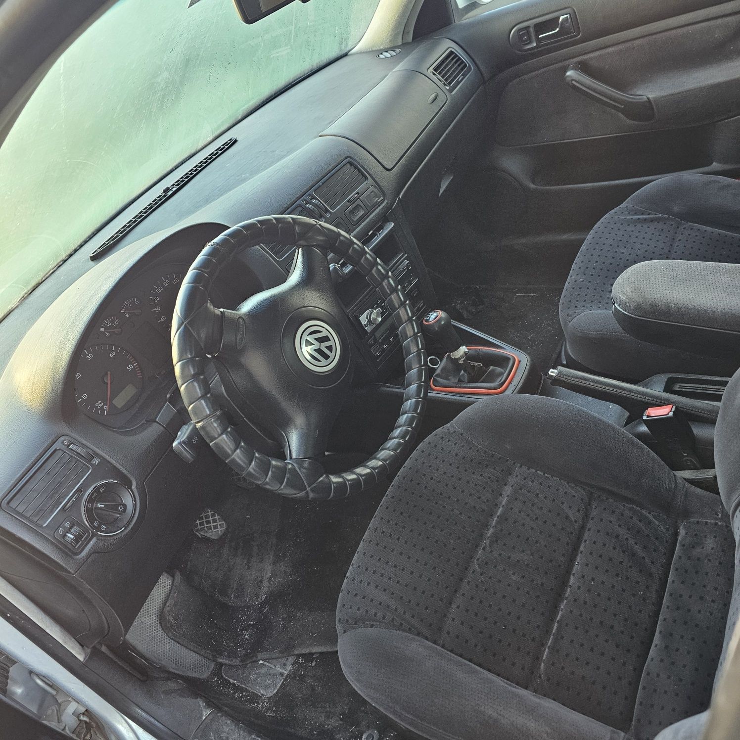 Vw Бора 1.9 90 к.с на части само !