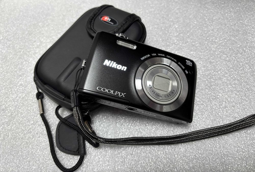 Перфектен! Като нов! Цифров Фотоапарат Nikon Coolpix S6700