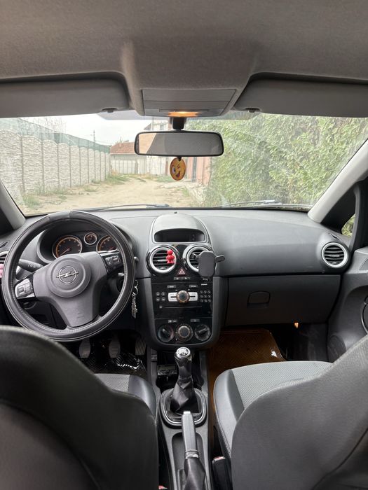 Vand/Schimb Opel Corsa 1.2 benzina+gpl
