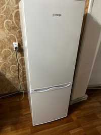 Новый холодильник, использовался всего лишь 2 месяца