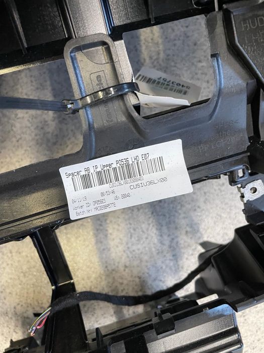 Plansa bord porsche cayenne 2020