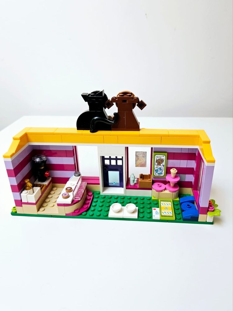 Lego Friends 41699 - Pet Adoption Cafe (2022)