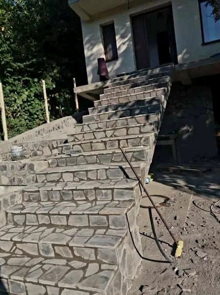 Pavaj cu piatra oriunde în tara