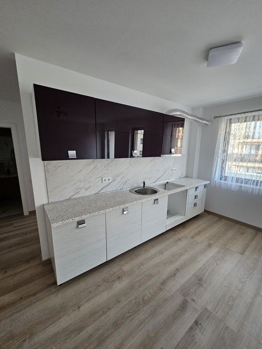 Apartament - Centrul Florestiului Nou Panouri Fotovoltaice 2025