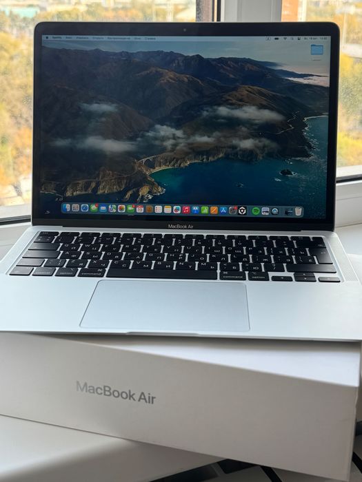 Ноутбук Apple MacBook Air 13 256Gb Silver