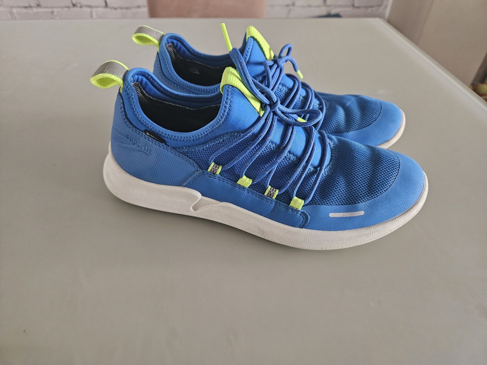 Маратонки Superfit 38 gore-tex