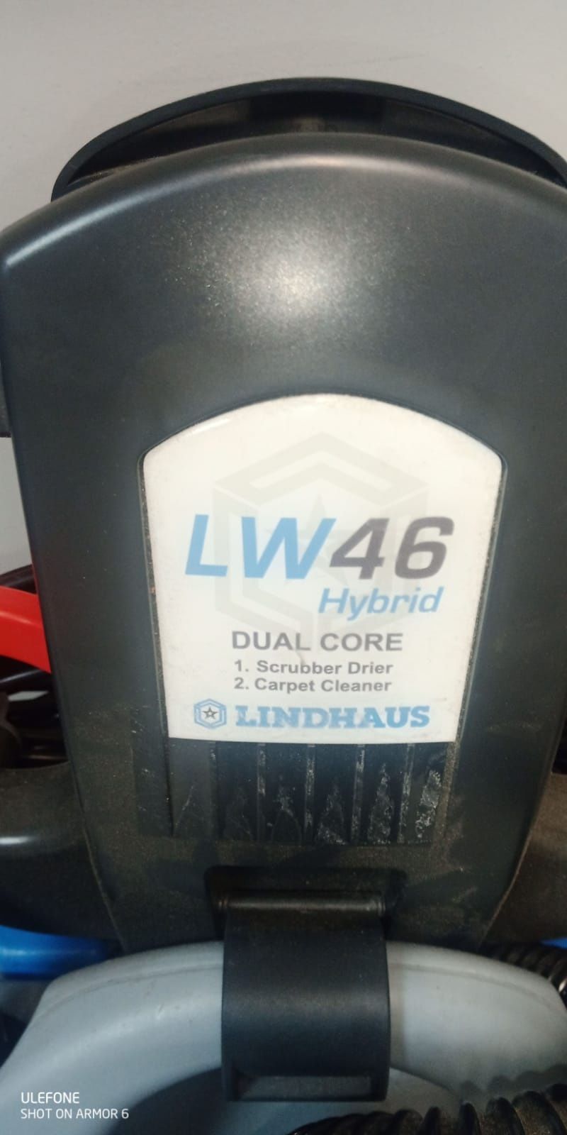 Mașina spălat pardoseli, mochetă Lindhaus LW 46 hybrid