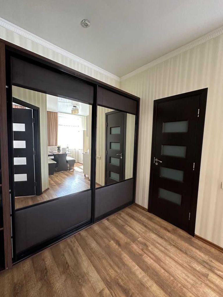 Дава се под наем Двустаен апартамент в София, Горубляне - 70 кв.м за 400 € - Снимка #1