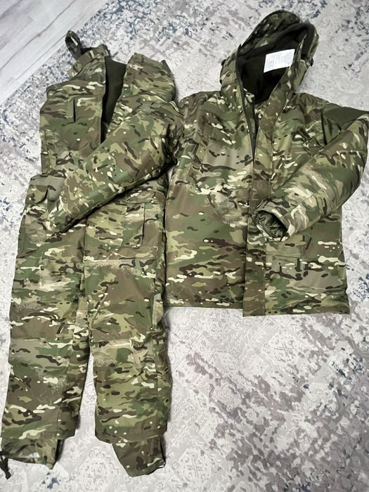 Новый бушлат с ватником . Размер 52. Цена 25.000