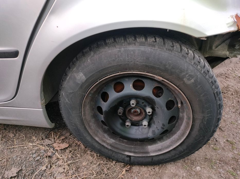 Dezmembrari  BMW 3 (E46)  1998  > 2007 316 i Benzina