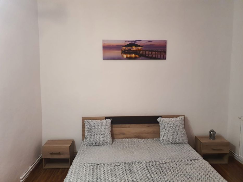 Apartament 4 camere de inchiriat