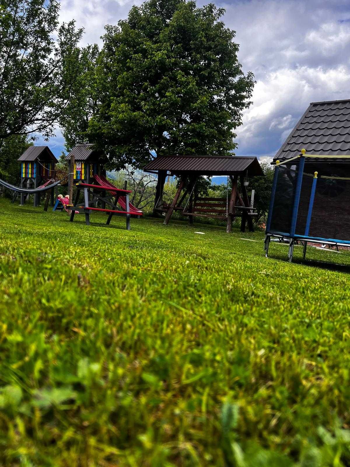 Cazare Casa Drumul dintre Munti