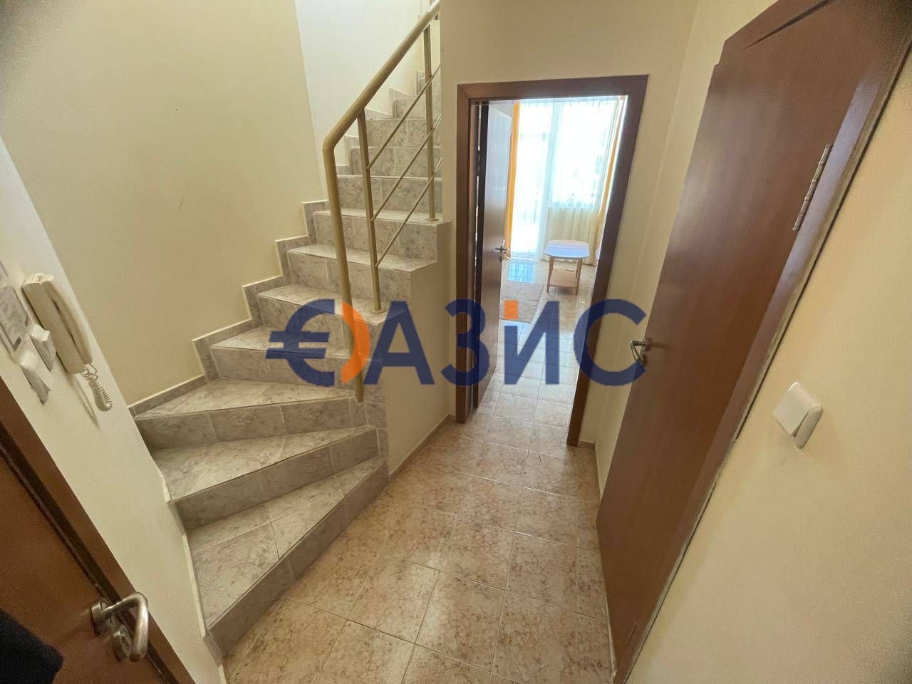 Апартамент с 1 спалня (мезонет) в комплекс Rutland Bay, 65 кв.м.,