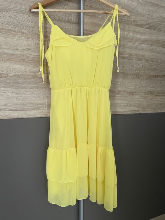 Vand rochie vaporoasa de vara