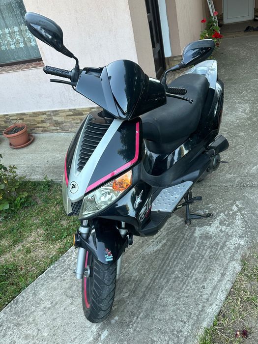 Scuter pegasus Gp50  / 2700 Lei /