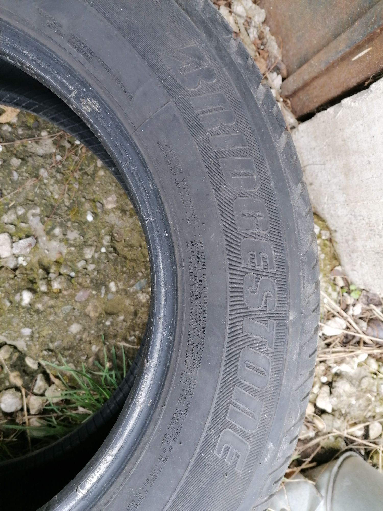 Гуми 235/60/16 BRIDGESTONE