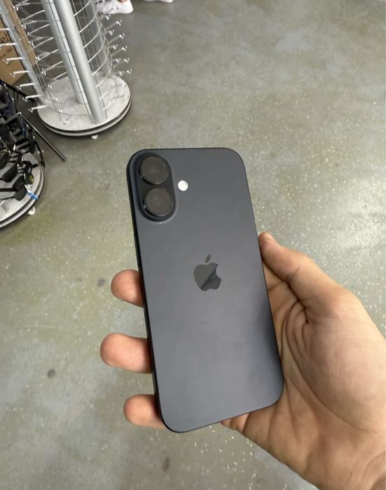 Айфон 16  128 гб    100%