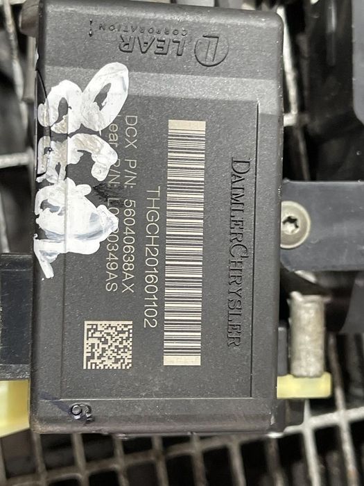 Contact Cu Cheie Jeep Grand Cherokee III 3.0 2005 - 2010 SUV (1038) THGCH201601102