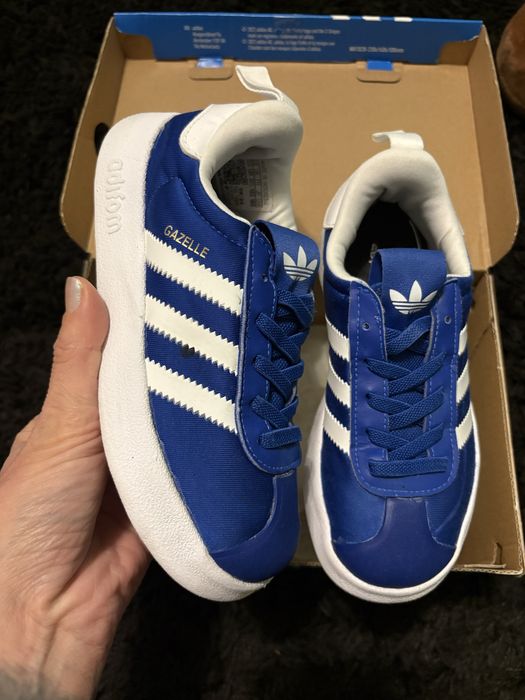 Adidas Adifoam Gazelle marimea 30,5