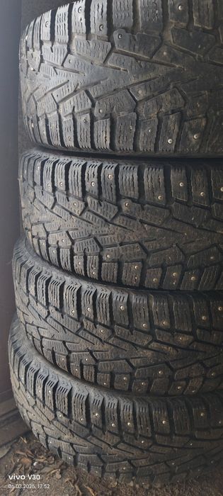 Продам зимние шины R16