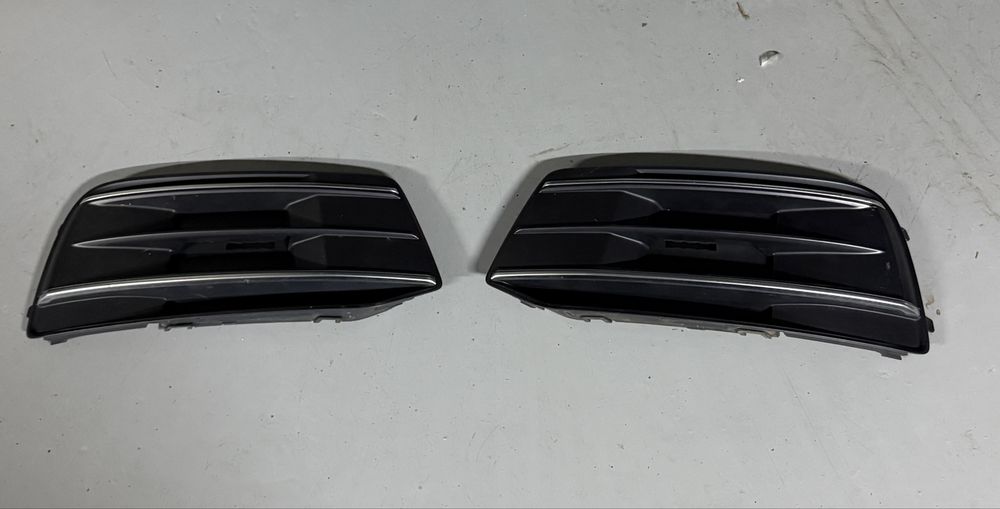 Grila/ Grile mici Audi Q5 FY