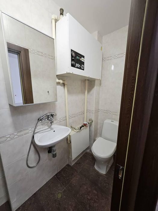 Дава се под наем Тристаен апартамент в Пловдив, Център - 127 кв.м за 900 € - Снимка #8