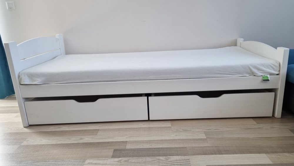 Pat copii din lemn masiv cu 2 sertare + Saltea ortopedică Aloe Vera