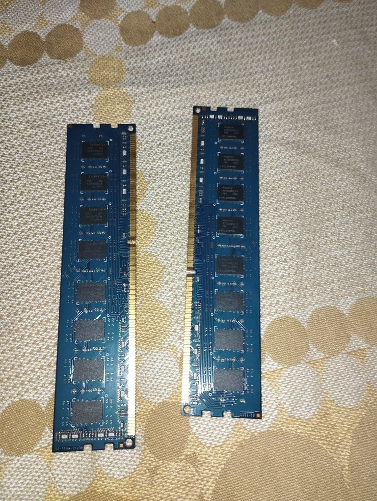 Оперативная память 2шт по 4GB DDR3 1600