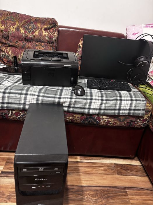 Офисный компьютер