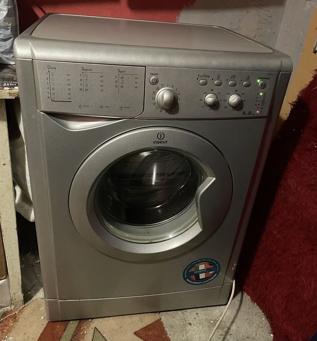 Пералня Indesit