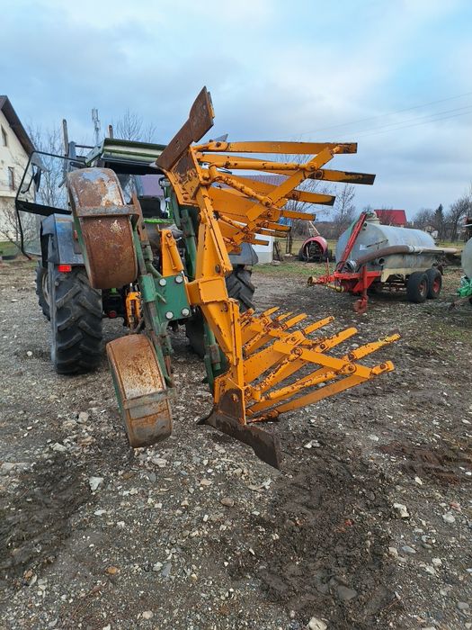 Plug reversibil hidraulic 3 brazde cormane feliat Widder/Huard