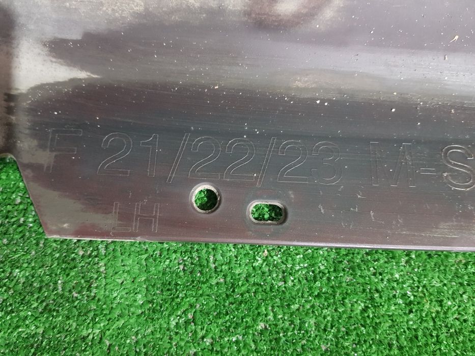 Prag BMW seria 2 F21/F22/23 M-Sport(partea soferului)