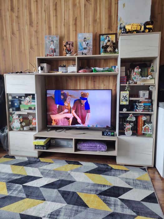 Продаётся Горка в гостиную