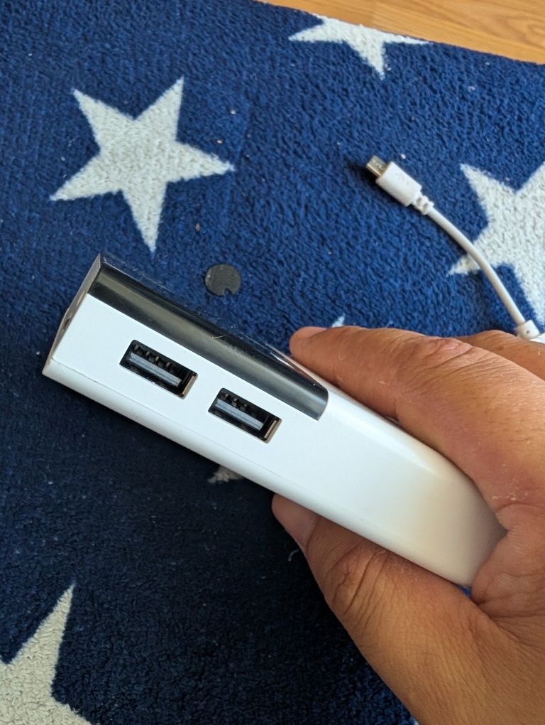 Baterie externa 20.000 mAh
