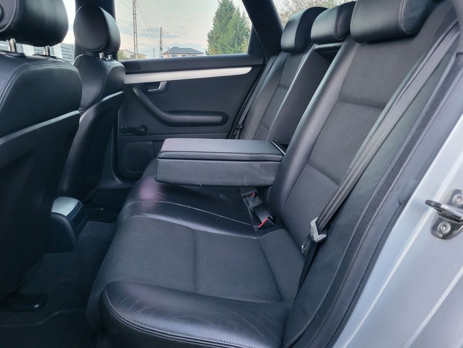 Audi A4 S-line plus, 170cp, navigatie, jante Rotor
