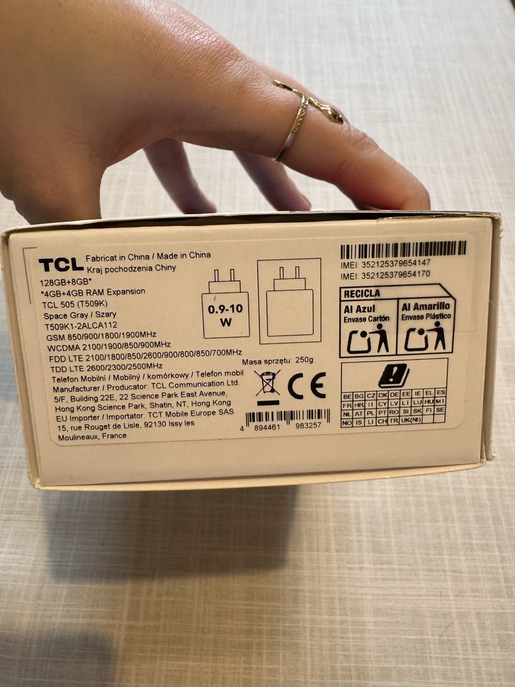 TCL 505 128GB 8GB RAM