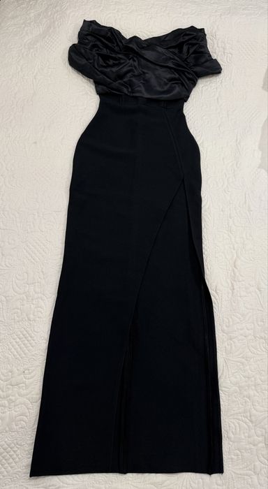 Официална черна рокля