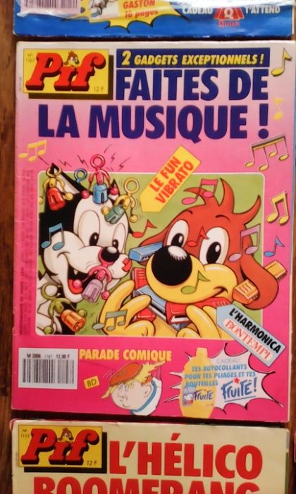 Списания книжки комикси ПИФ PIF притурки стикери и плакати