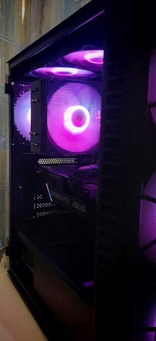 Добро Геймърско PC R7 5800X/32Gb/1TB SSD nVme/RTX 2080 Super/Гаранция