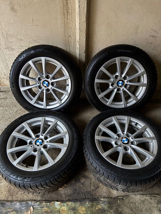 Jante originale BMW 16” cu anvelope de iarna