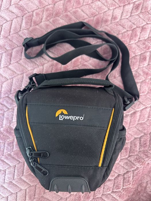 Фотоапарат Canon EOS 100D