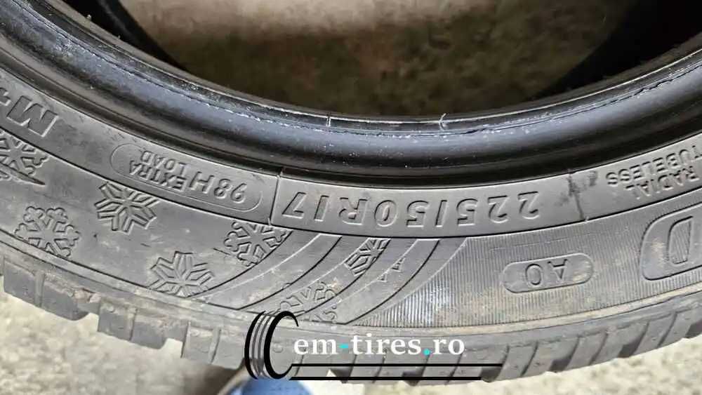 SET 2 Anvelope Iarna 225/50 R17 DUNLOP SP Winter ras