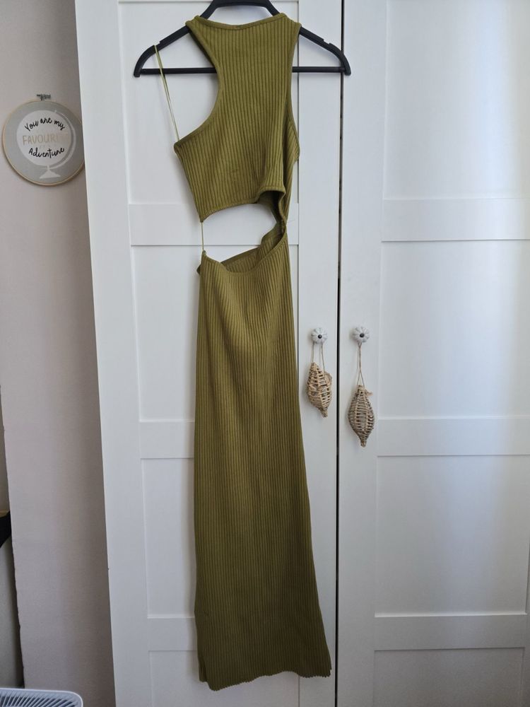 Чисто нови рокли Zara, Vila, HM