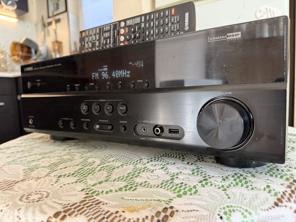 Yamaha RX-V373  resiver