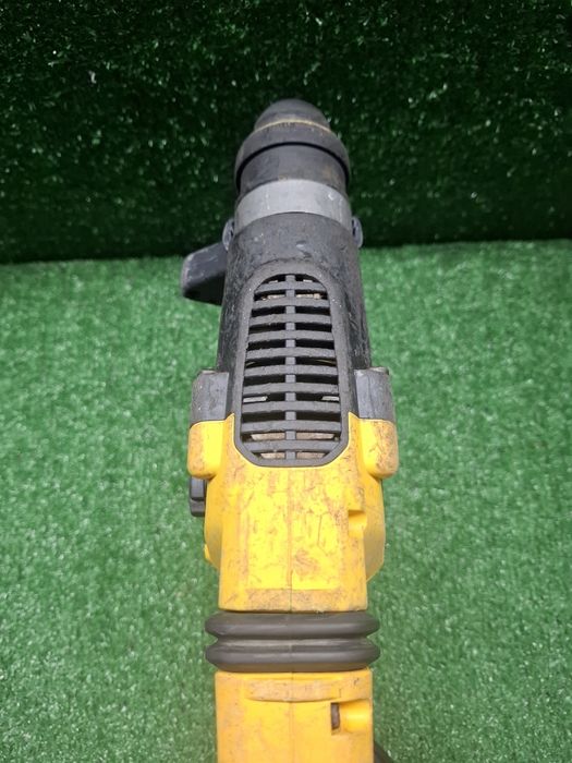 Перфоратор на DeWALT D25333 - GB